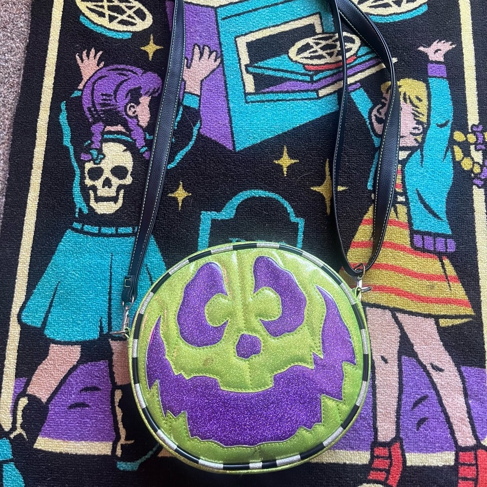 Love Pain & Stitches Monster Posse bag